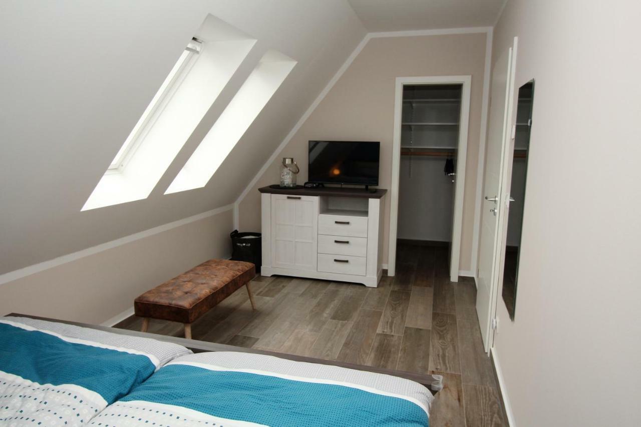 Familienfreundliches Ferienhaus In Kroepelin מראה חיצוני תמונה