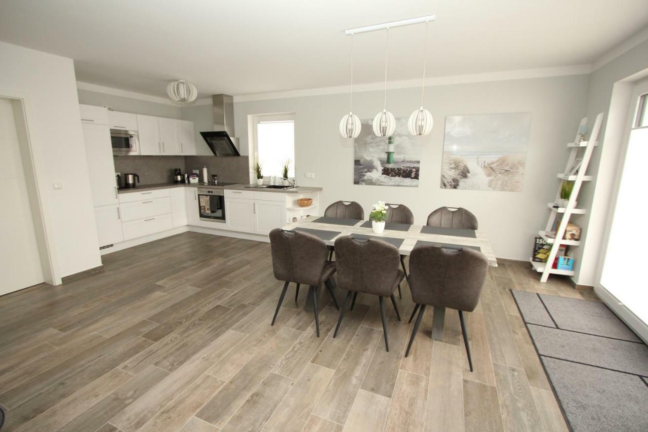 Familienfreundliches Ferienhaus In Kroepelin מראה חיצוני תמונה